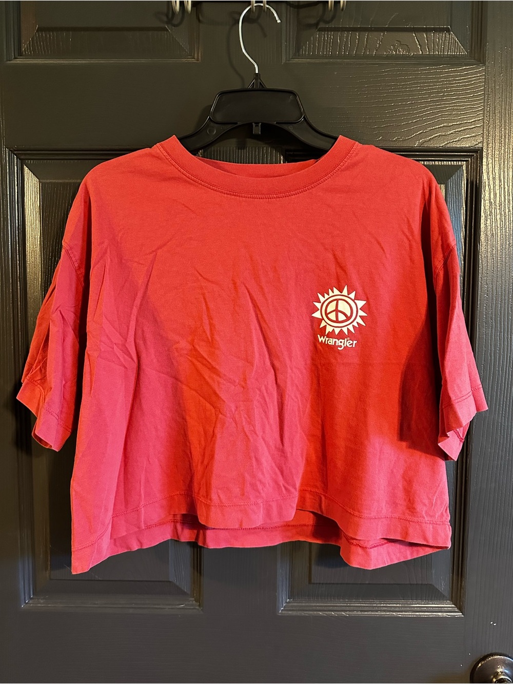 Wrangler Rose-Red Crewneck Tee